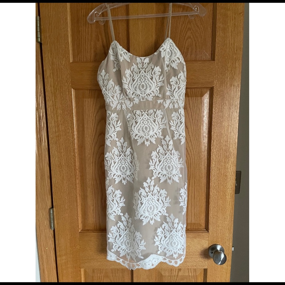 Cocktail dress forever 21 size small